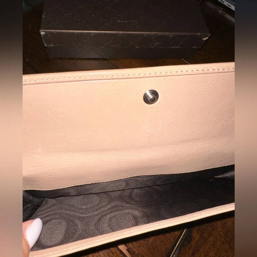 Nude Gucci Wallet never used - Picture 3 of 4